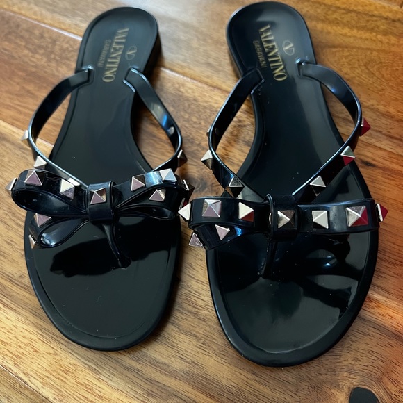 Valentino Slides - Picture 3 of 6